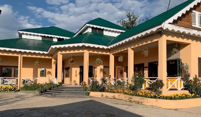 Lalazar Family Resort