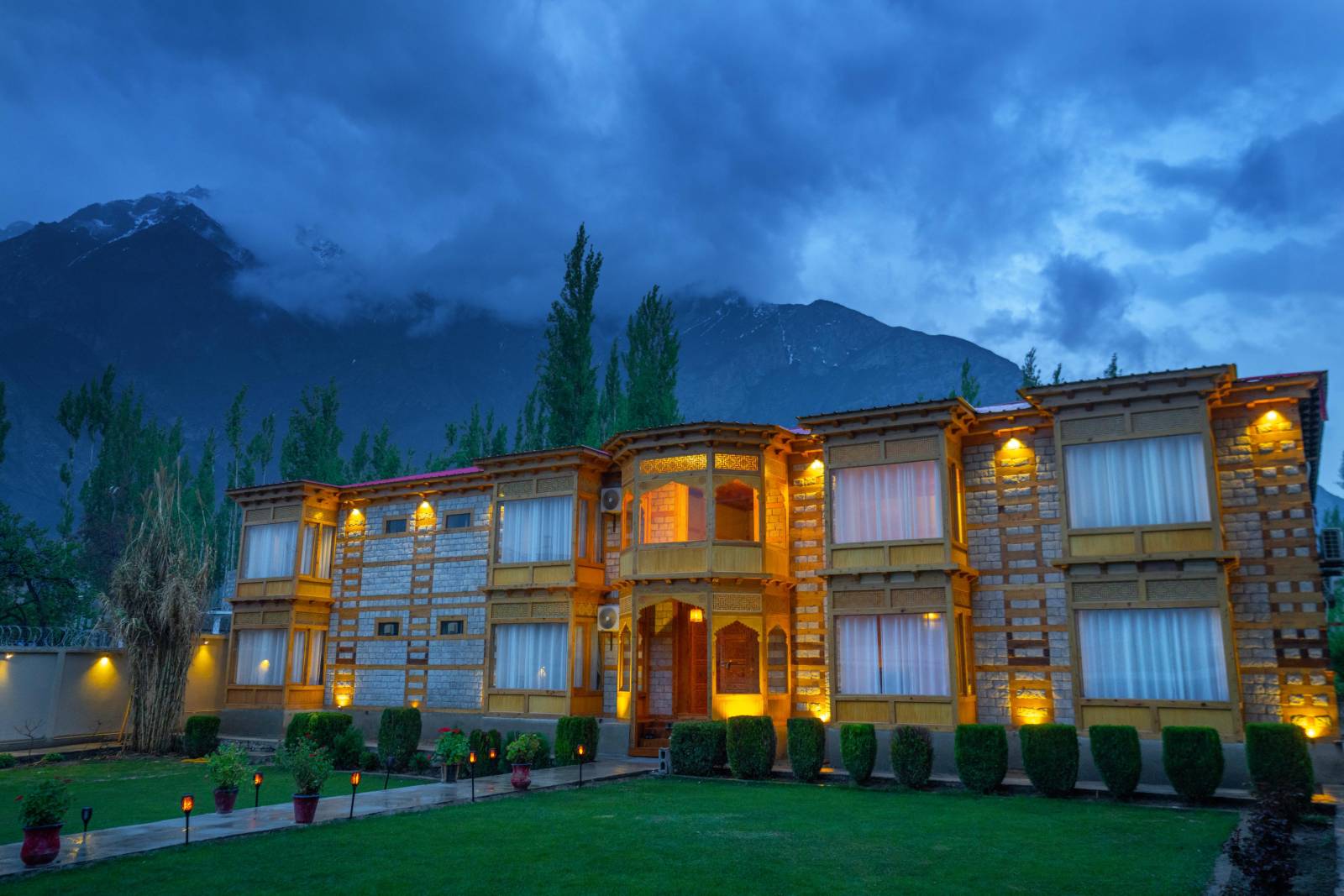 08 Days Tour to SKARDU & FAIRY MEADOWS